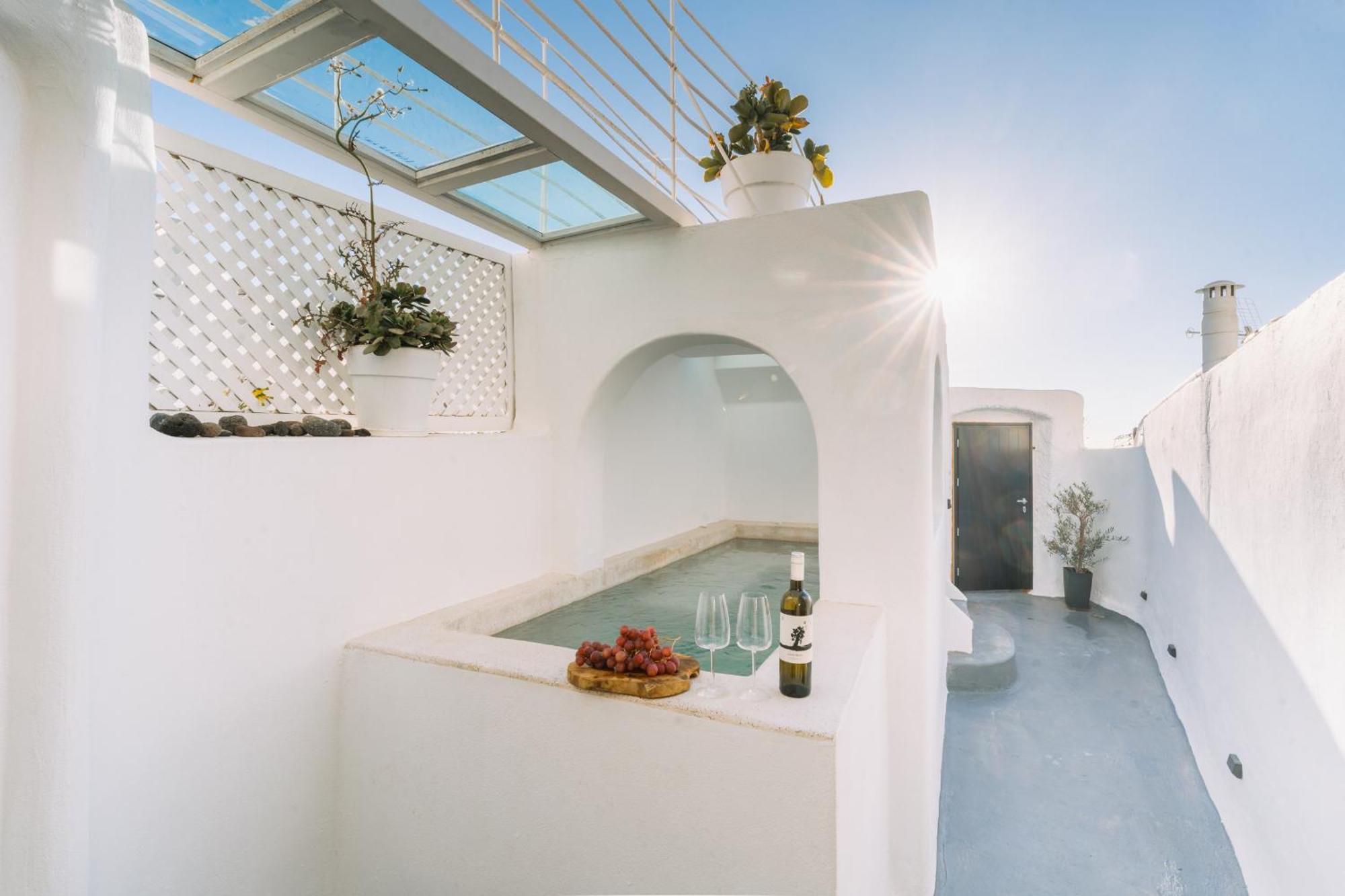 Pýrgos Noir Cave Villa With Private Jacuzzi And Sunset Terrace מראה חיצוני תמונה