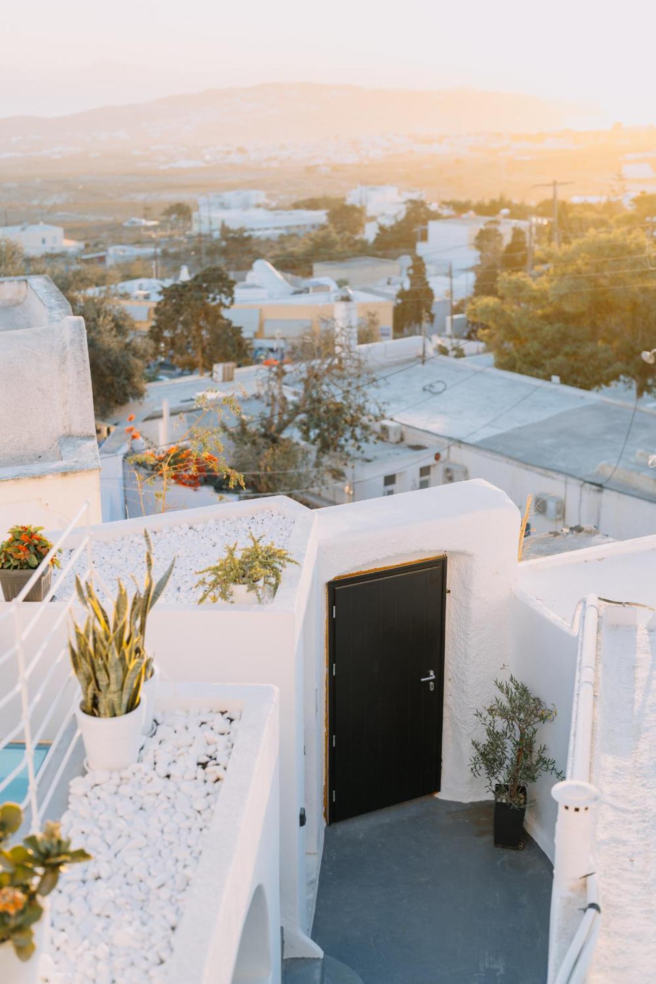 Pýrgos Noir Cave Villa With Private Jacuzzi And Sunset Terrace מראה חיצוני תמונה